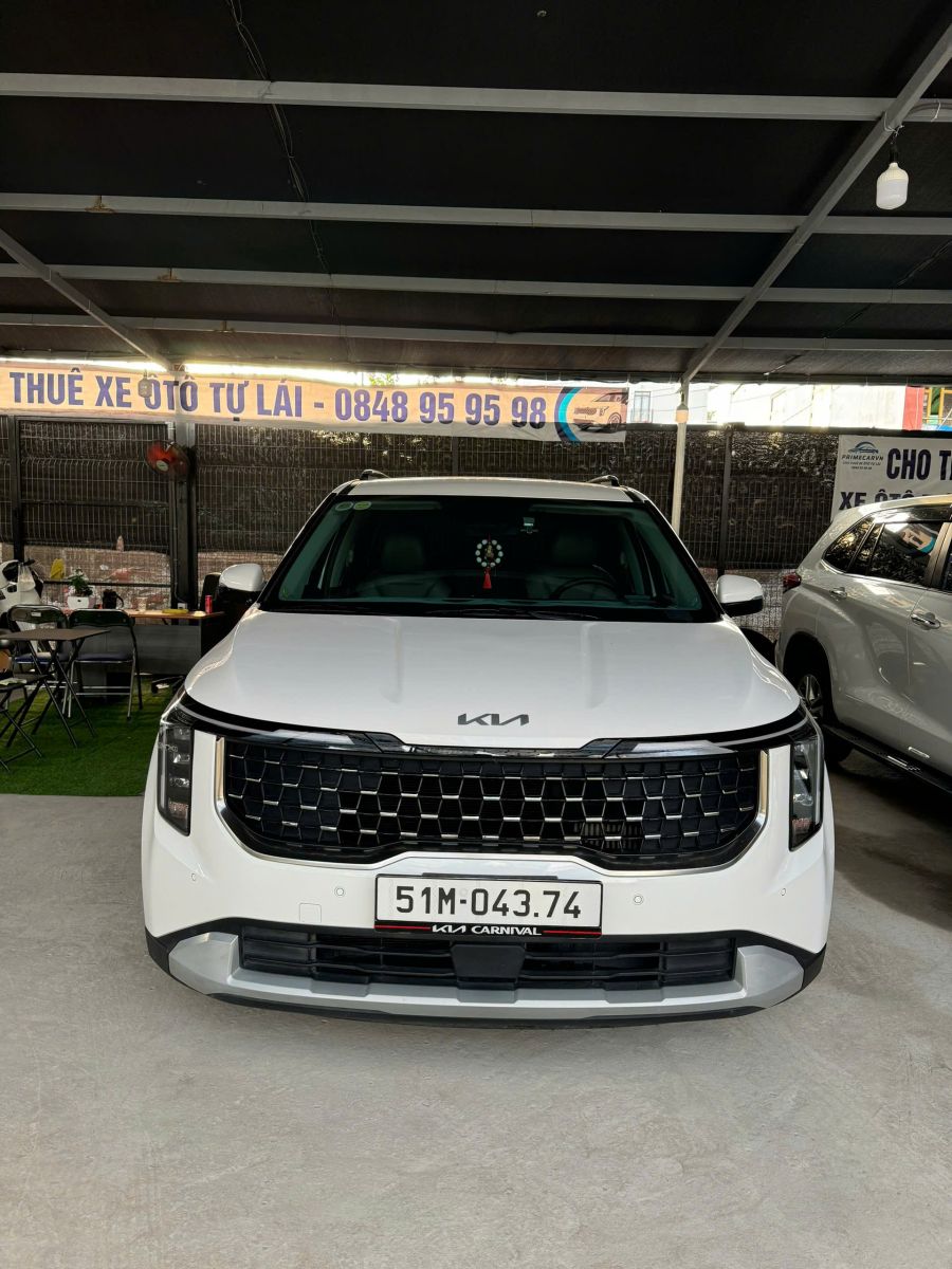 Ưu đãi thuê Kia Carnival 2026